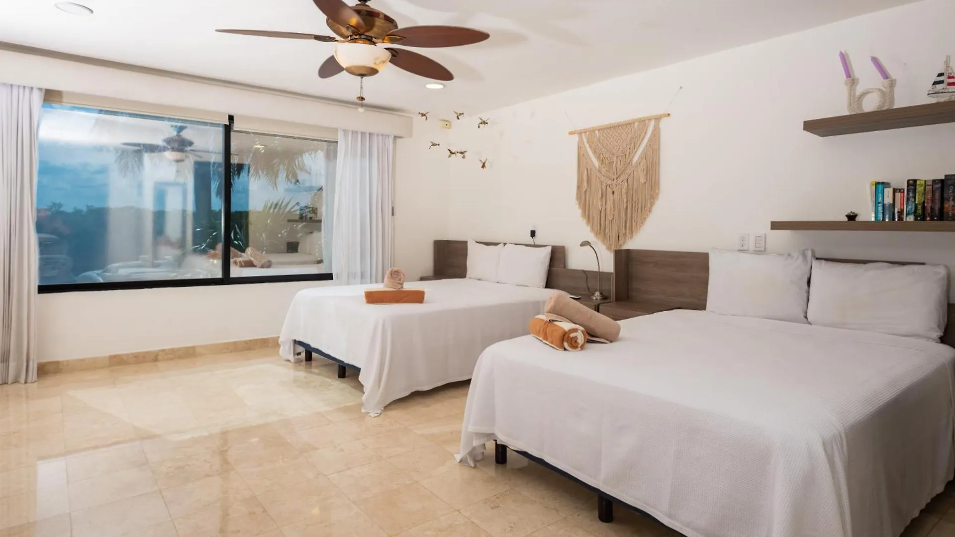 Sunset Paradise Villa At Nichupte Lagoon Cancun Mexico